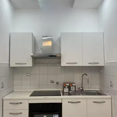 Ivarose Apartament *